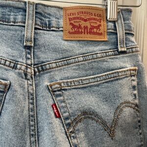 Levi Strauss Wedgie Straight Distressed Jeans, Size W24/L31, Women’s